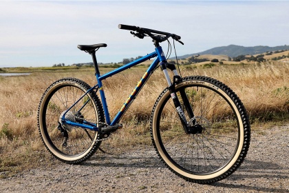 Велосипед туристический Marin Pine Mountain 1 (2020) / Синий