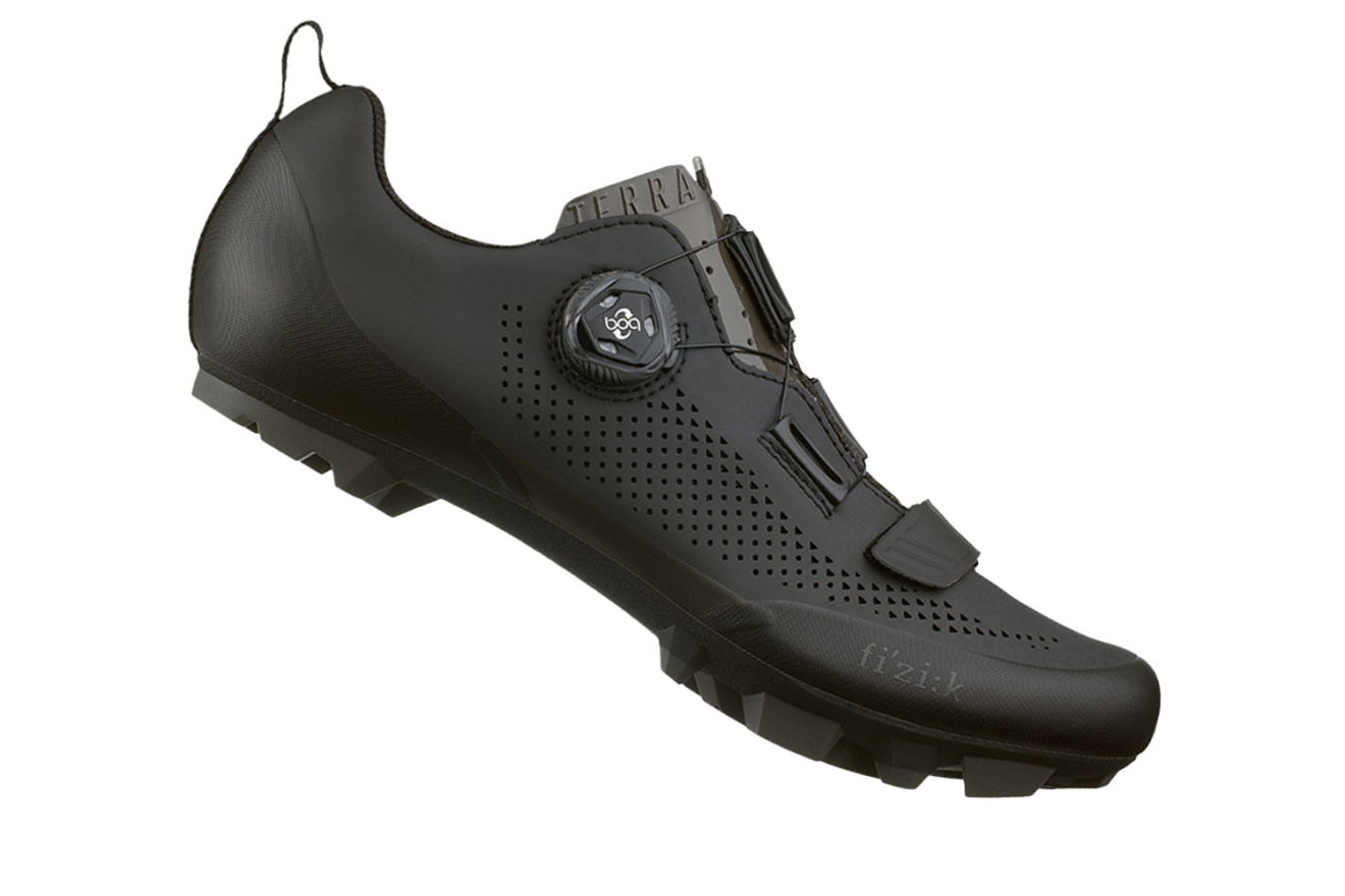 Велотуфли Fizik Terra X5 / Черные купить в интернет-магазине CityCycle.ru