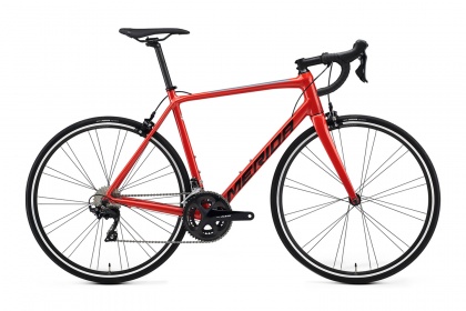 Велосипед шоссейный Merida Scultura Rim 400 (2021) / Красный
