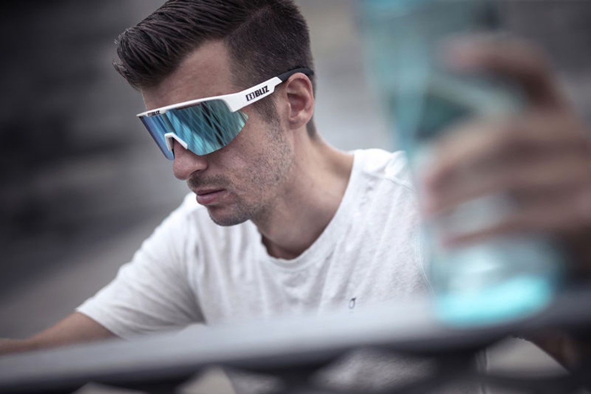 Очки Bliz Matrix / White, Smoke & Blue Multi купить в интернет-магазине ...