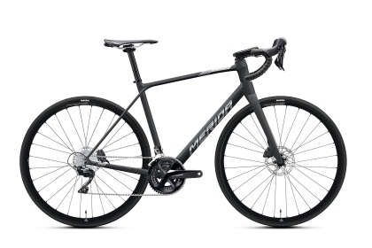 Велосипед шоссейный Merida Scultura Endurance 400 (2022) / Черный