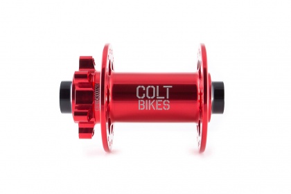 Втулка передняя Colt Bikes .30, ось 15x100 мм / Красная
