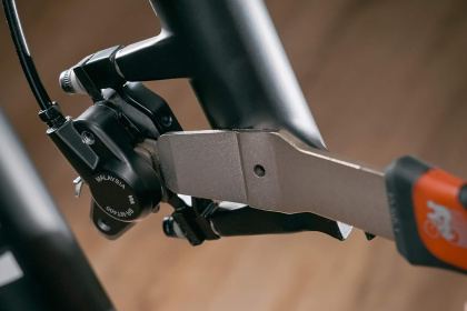 Инструмент для развода поршней дискового тормоза Bike Hand Hydraulic Disc Brake Tool