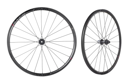 Комплект велосипедных колес Miche Race Pro DX, 28 дюймов / Shimano (Tubeless)