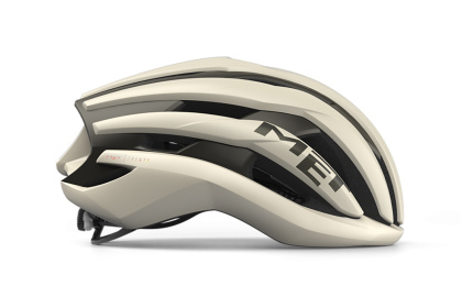 Шлем MET Trenta MIPS / Бело-золотистый