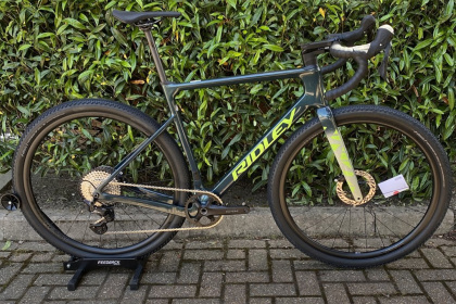 Велосипед гравийный Ridley ASTR GRX600 1х12 / Зеленый глянцевый