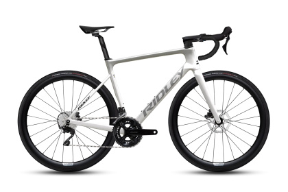 Велосипед шоссейный Ridley Falcn 105 Di2 / Белый глянцевый