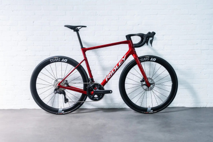 Велосипед шоссейный Ridley Grifn Road 105 Di2 2x12 / Красный глянцевый